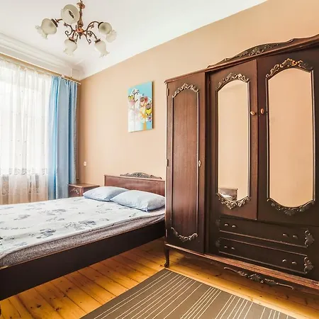 Apartament Tvoy Ostrov Near Train Station *
