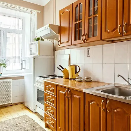 Apartment Tvoy Ostrov Near Train Station